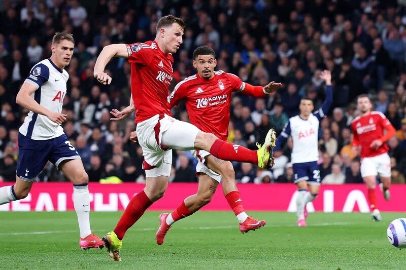 Nottingham vs Tottenham - Chưa thể có lần đầu cho Roberto de Zerbi